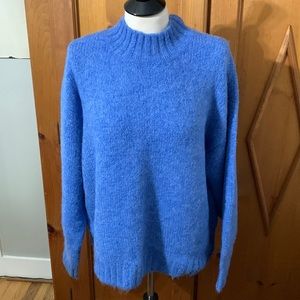Blue Pistola sweater
